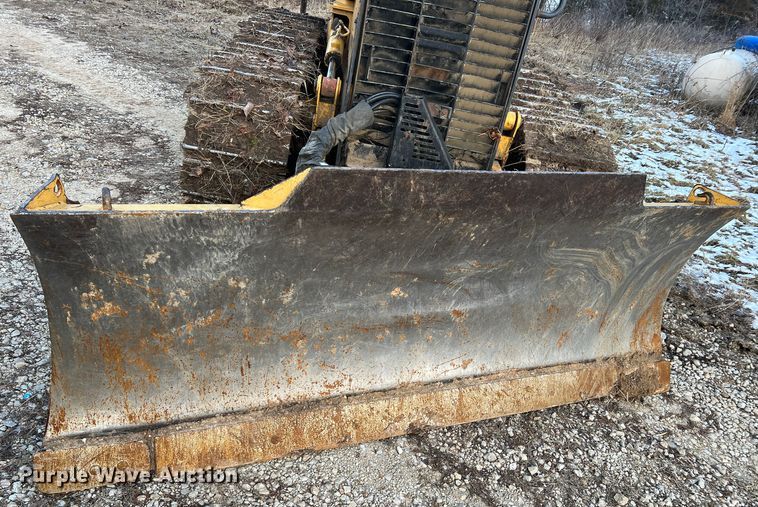 image for item JU9652 1999 John Deere 650H LT  dozer