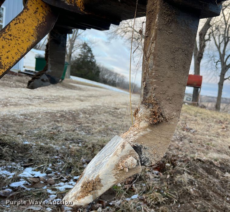 image for item JU9652 1999 John Deere 650H LT  dozer