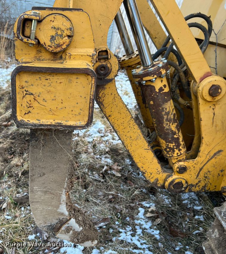 image for item JU9652 1999 John Deere 650H LT  dozer