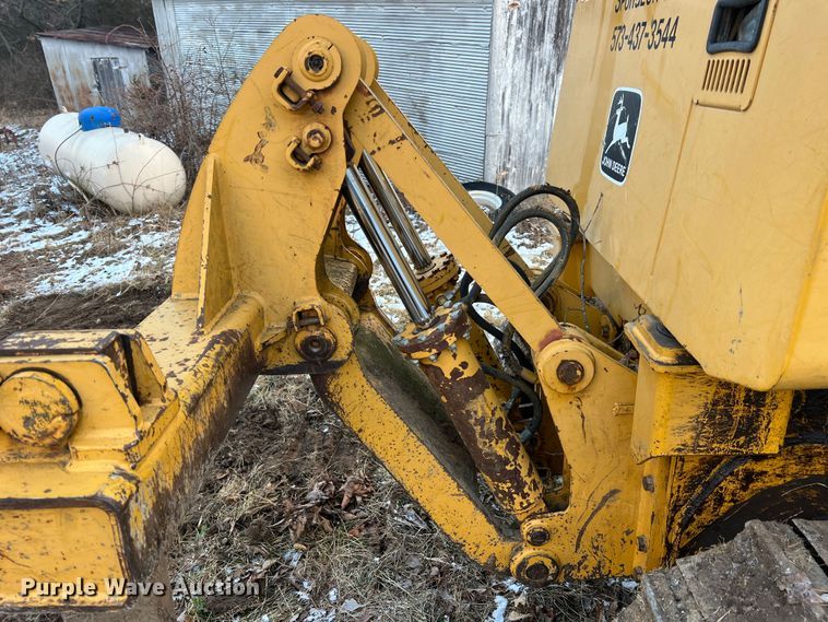 image for item JU9652 1999 John Deere 650H LT  dozer