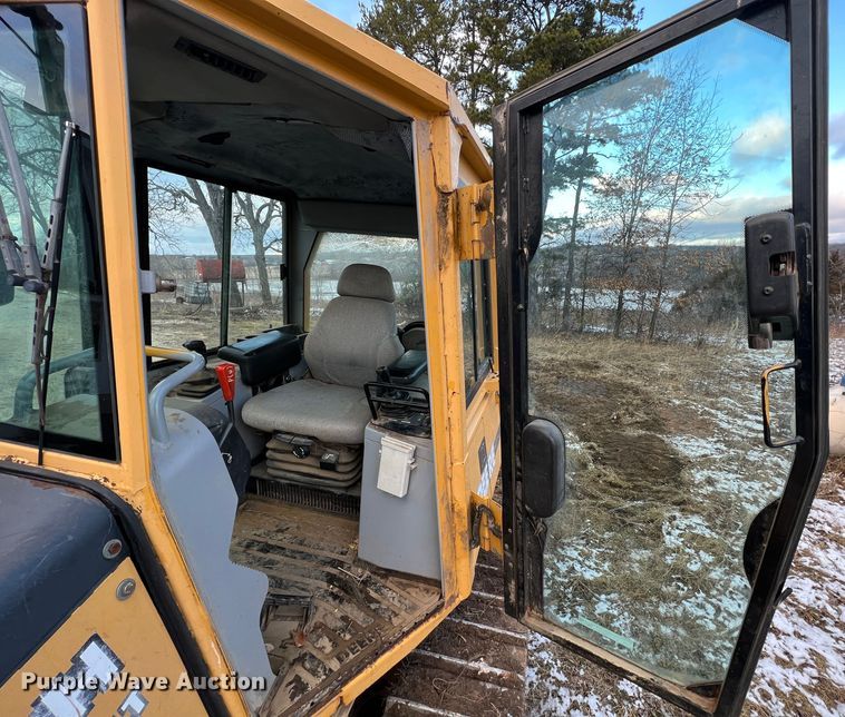 image for item JU9652 1999 John Deere 650H LT  dozer