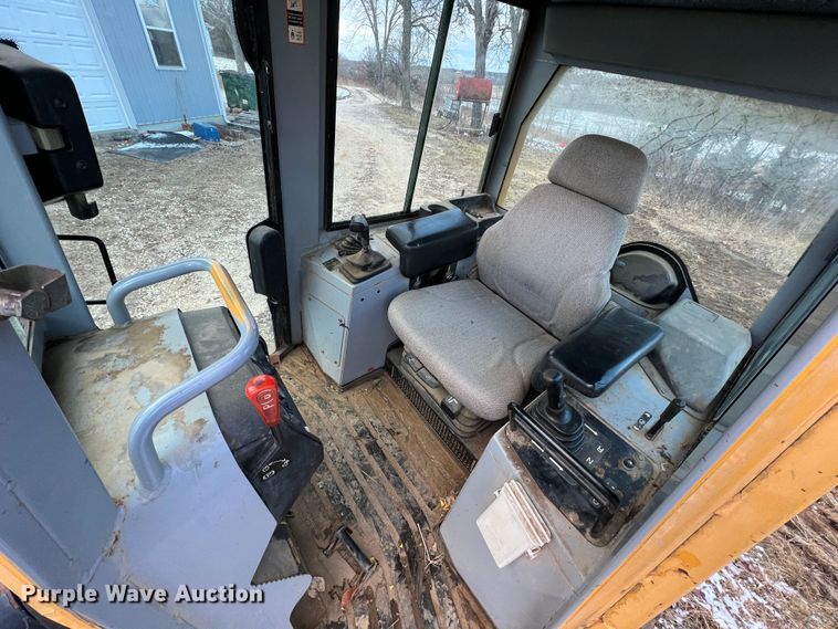 image for item JU9652 1999 John Deere 650H LT  dozer