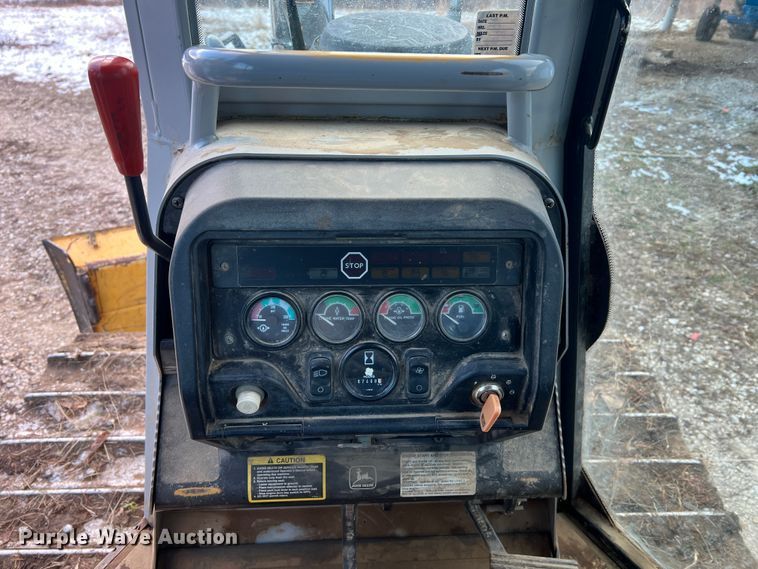 image for item JU9652 1999 John Deere 650H LT  dozer