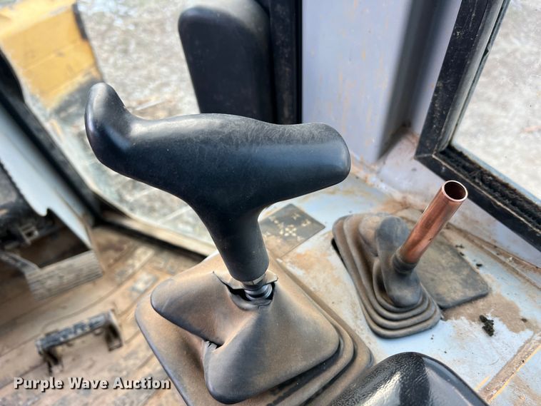 image for item JU9652 1999 John Deere 650H LT  dozer