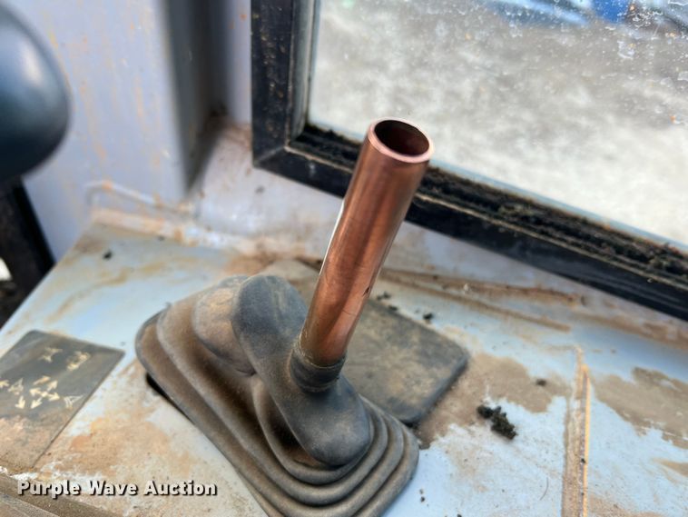 image for item JU9652 1999 John Deere 650H LT  dozer