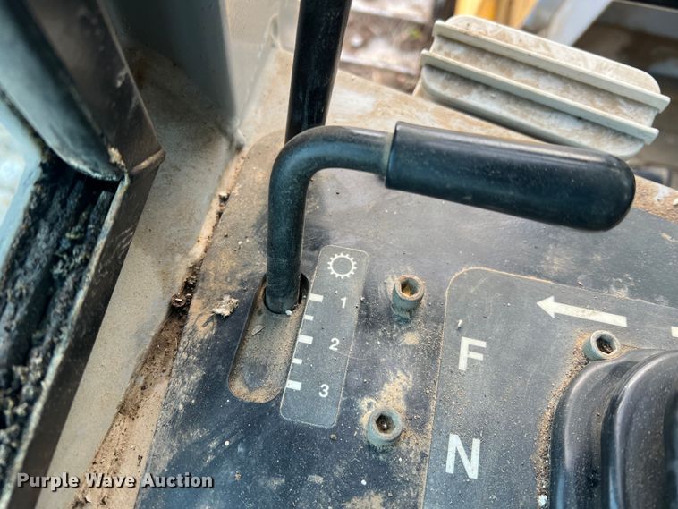 image for item JU9652 1999 John Deere 650H LT  dozer