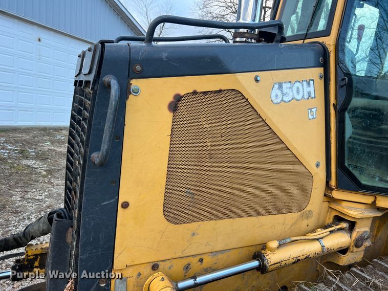 image for item JU9652 1999 John Deere 650H LT  dozer