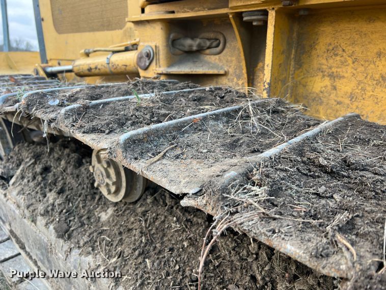 image for item JU9652 1999 John Deere 650H LT  dozer