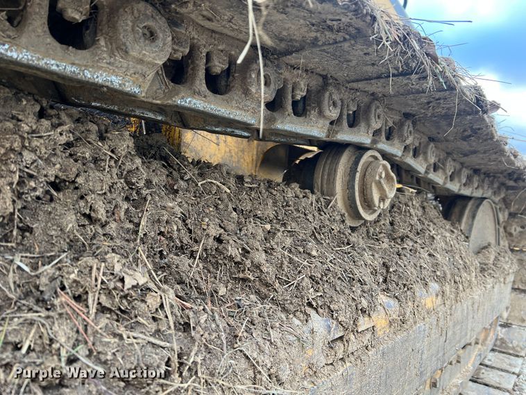 image for item JU9652 1999 John Deere 650H LT  dozer