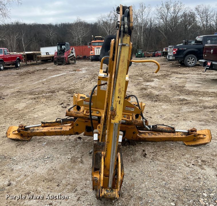 image for item JU9670 Case H939218 D125  skid steer backhoe