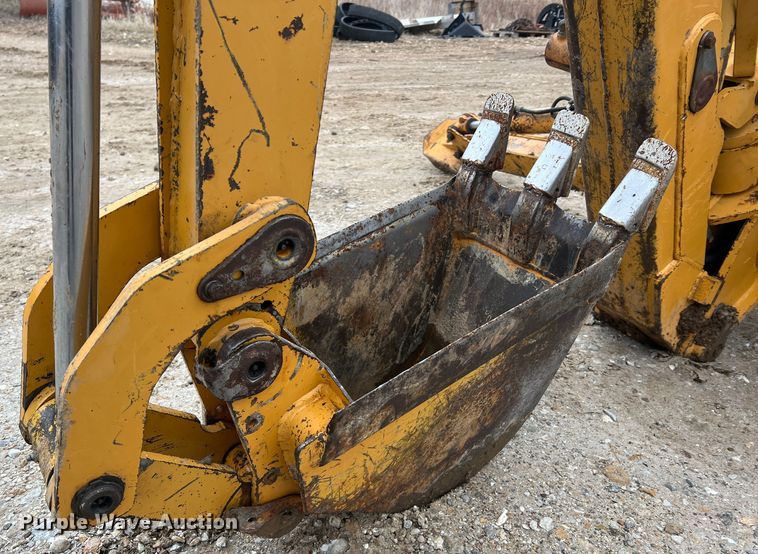 image for item JU9670 Case H939218 D125  skid steer backhoe
