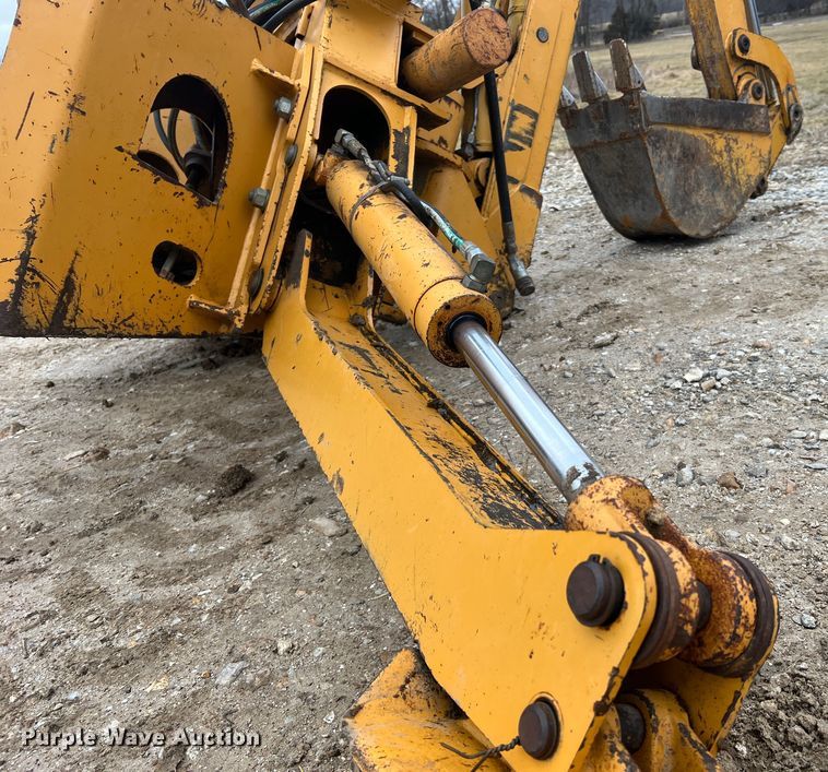 image for item JU9670 Case H939218 D125  skid steer backhoe