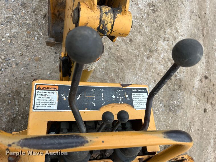 image for item JU9670 Case H939218 D125  skid steer backhoe