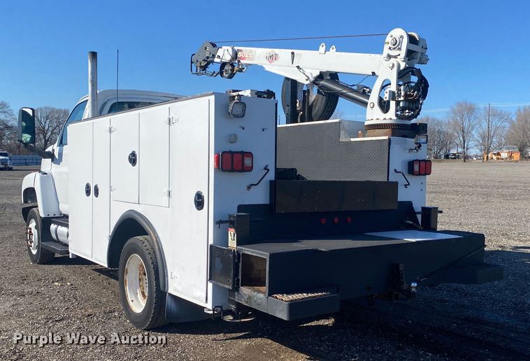 image for item JW9184 2006 GMC C6500  utility / service truck