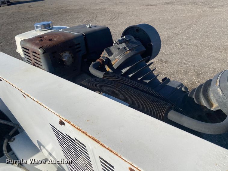 image for item JW9184 2006 GMC C6500  utility / service truck