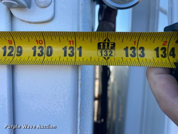 image for item JW9184 2006 GMC C6500  utility / service truck