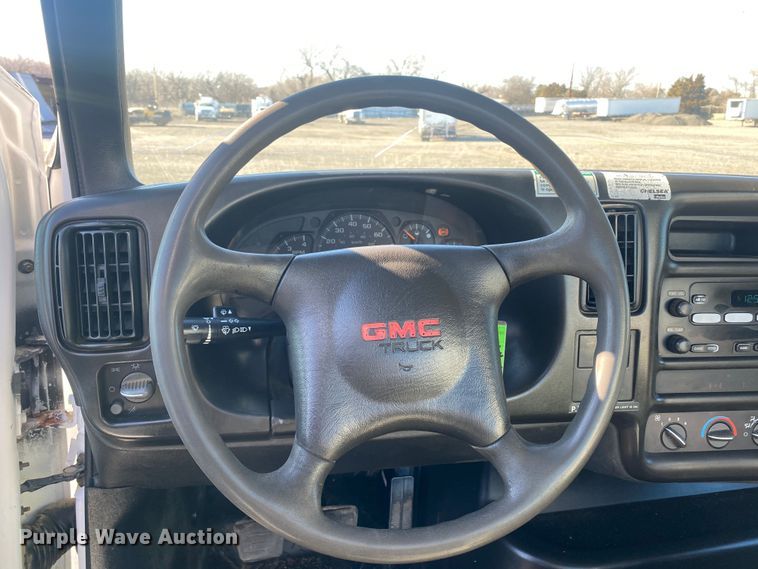 image for item JW9184 2006 GMC C6500  utility / service truck