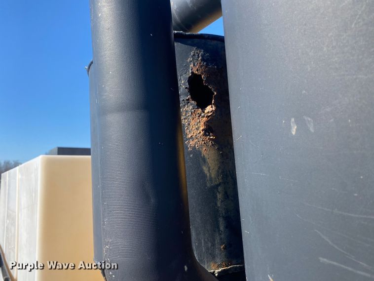 image for item JW9187 2011 Vermeer  vacuum excavator