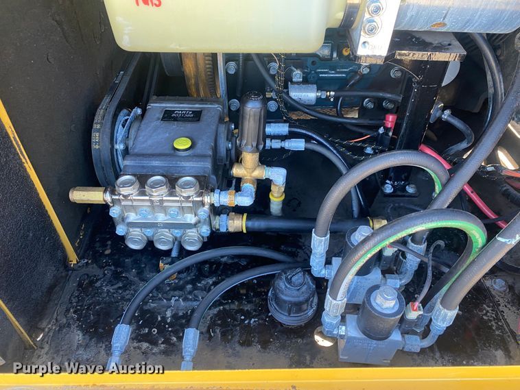 image for item JW9187 2011 Vermeer  vacuum excavator