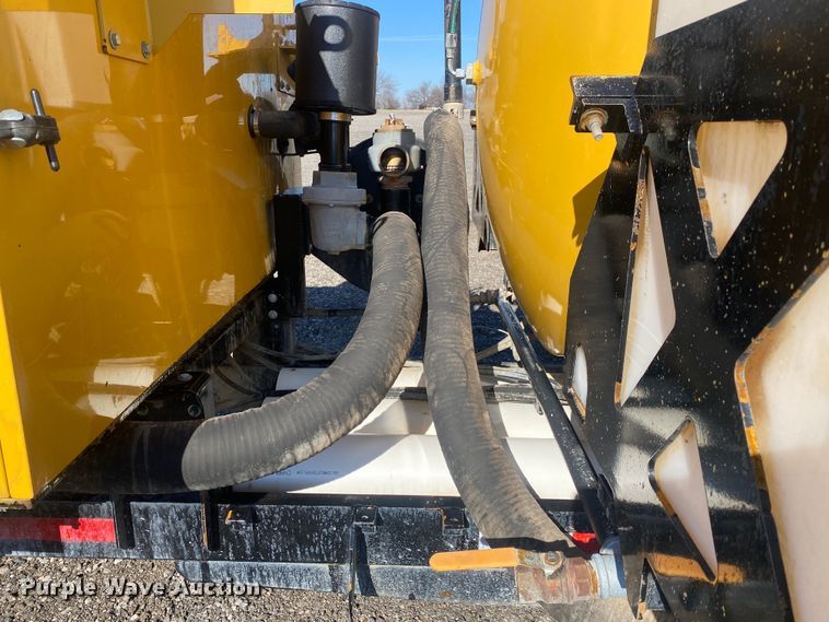 image for item JW9187 2011 Vermeer  vacuum excavator