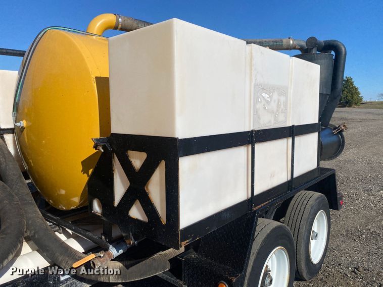 image for item JW9187 2011 Vermeer  vacuum excavator