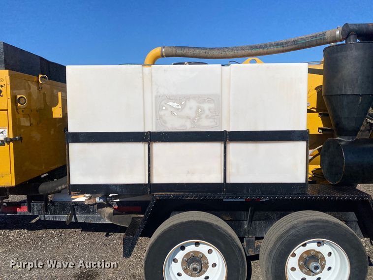 image for item JW9187 2011 Vermeer  vacuum excavator