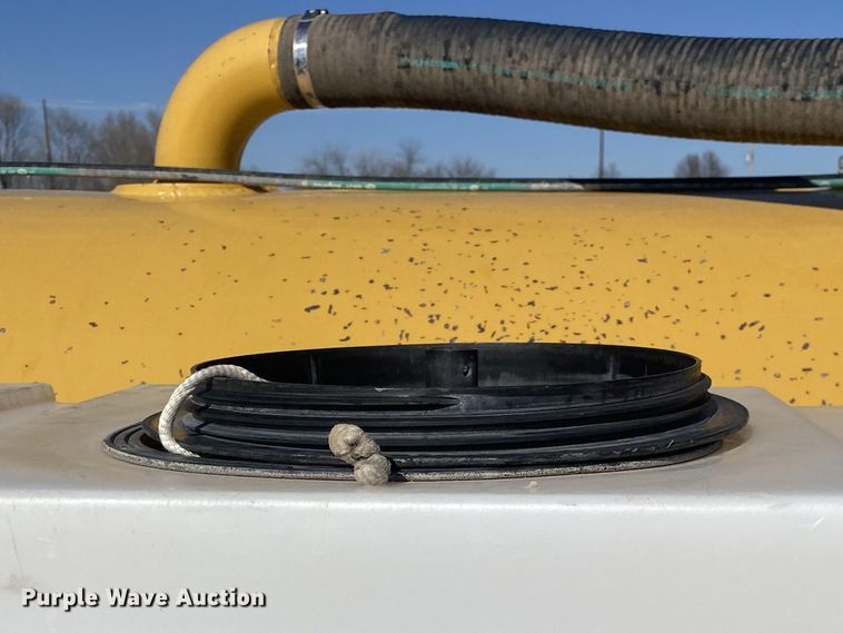 image for item JW9187 2011 Vermeer  vacuum excavator