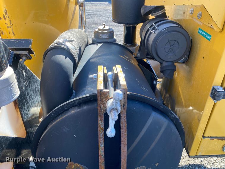 image for item JW9187 2011 Vermeer  vacuum excavator