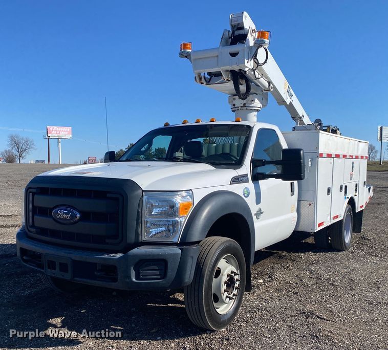 image for item JW9195 2014 Ford F550 Super Duty  bucket truck