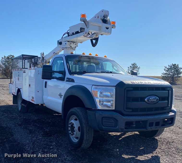 image for item JW9195 2014 Ford F550 Super Duty  bucket truck