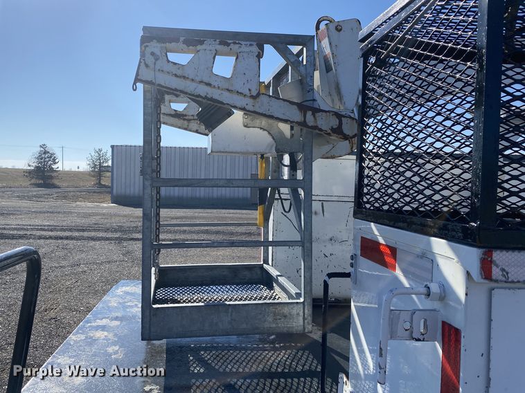 image for item JW9195 2014 Ford F550 Super Duty  bucket truck