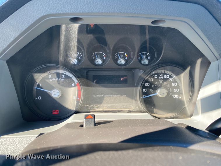 image for item JW9195 2014 Ford F550 Super Duty  bucket truck