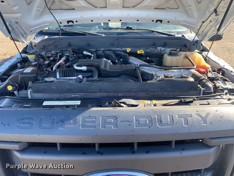 image for item JW9195 2014 Ford F550 Super Duty  bucket truck