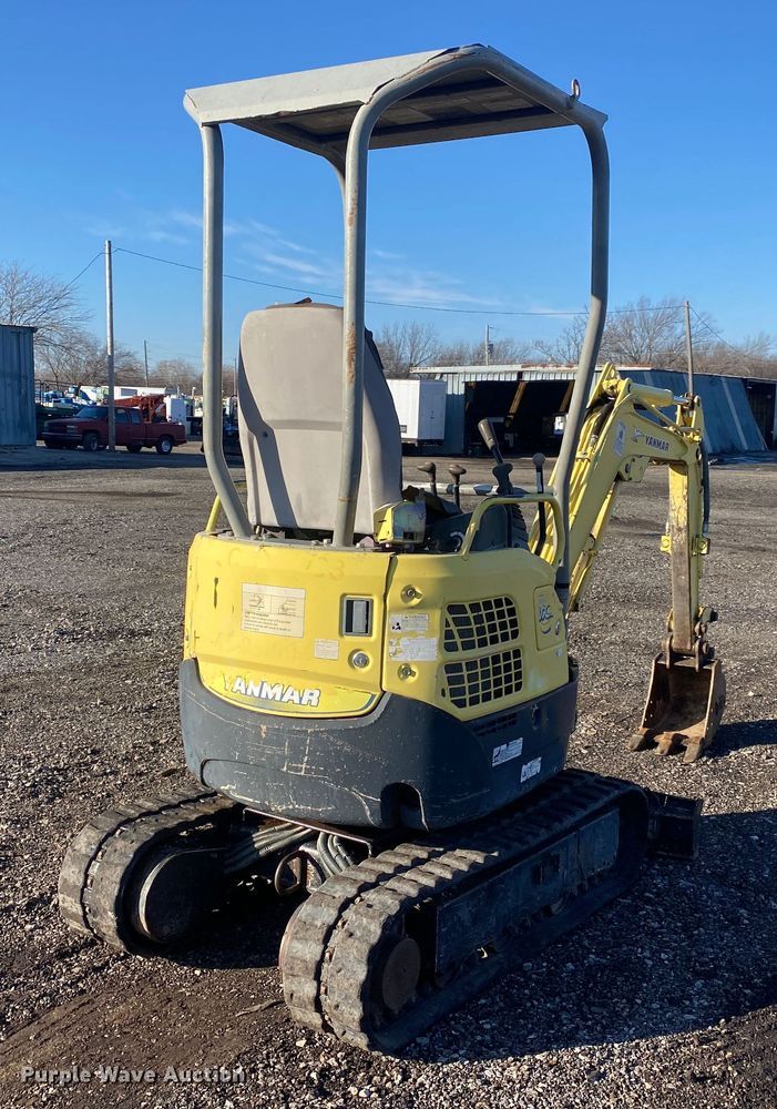 image for item JW9199 2007 Yanmar ViO15-2A  mini excavator