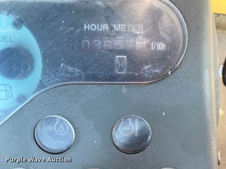 image for item JW9199 2007 Yanmar ViO15-2A  mini excavator