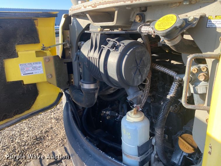 image for item JW9199 2007 Yanmar ViO15-2A  mini excavator