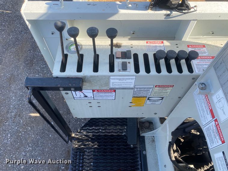 image for item JW9202 2010 Freightliner M2 Business Class  crane truck