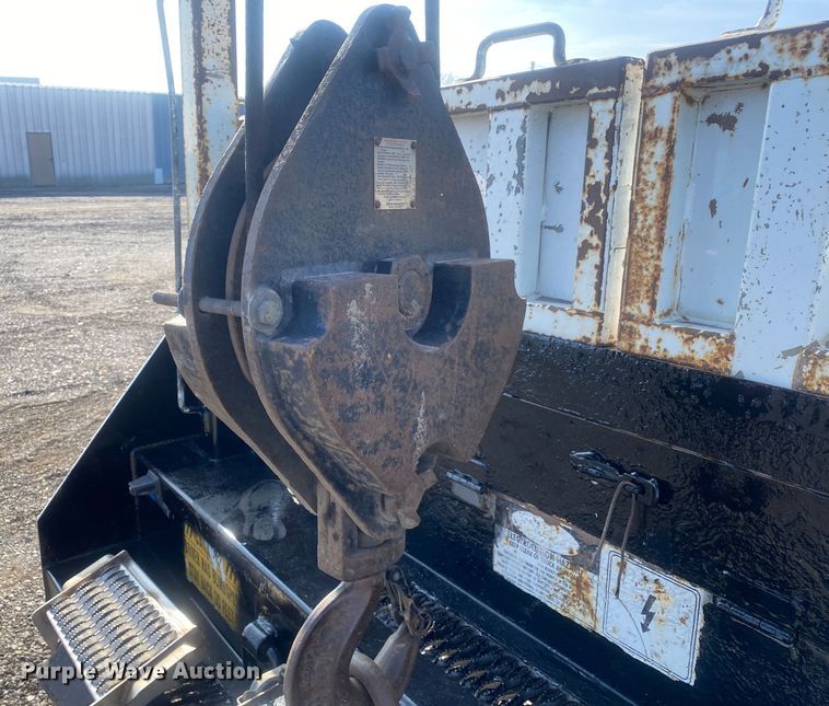 image for item JW9202 2010 Freightliner M2 Business Class  crane truck