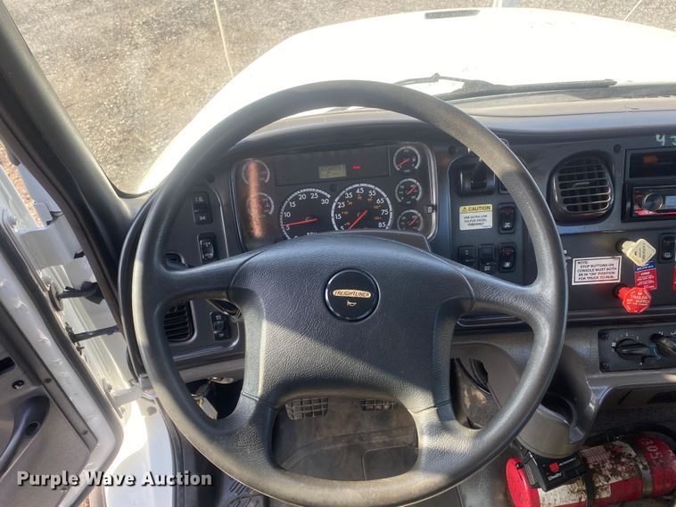 image for item JW9202 2010 Freightliner M2 Business Class  crane truck