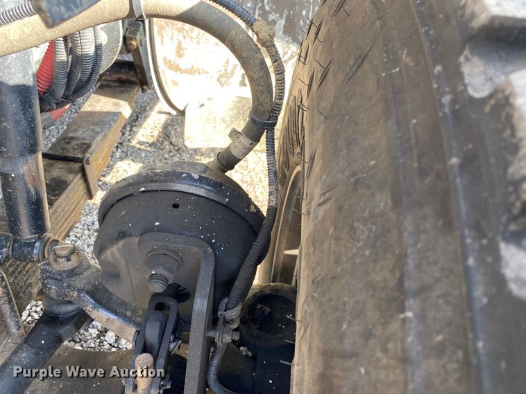 image for item JW9202 2010 Freightliner M2 Business Class  crane truck