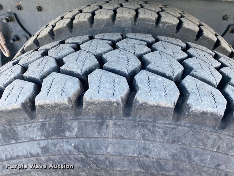 image for item JW9202 2010 Freightliner M2 Business Class  crane truck