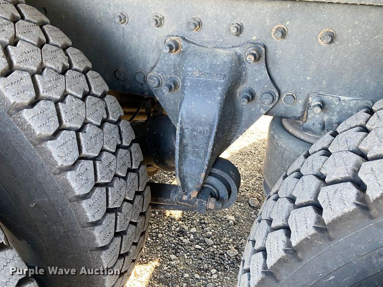 image for item JW9202 2010 Freightliner M2 Business Class  crane truck