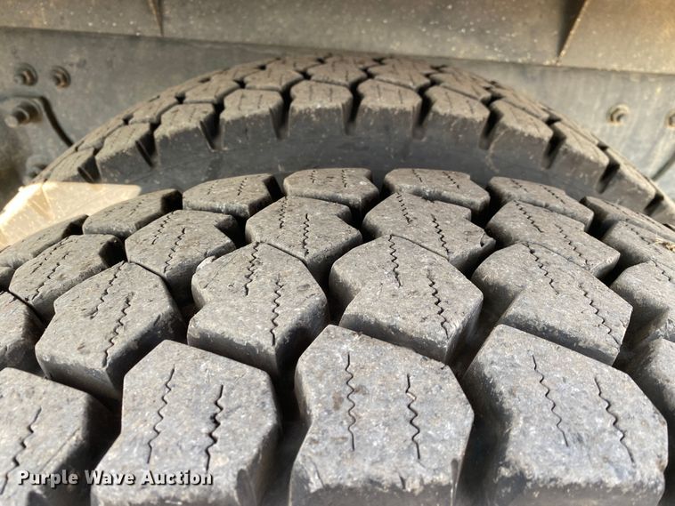 image for item JW9202 2010 Freightliner M2 Business Class  crane truck