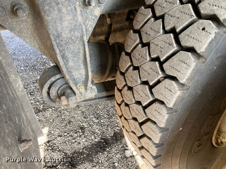 image for item JW9202 2010 Freightliner M2 Business Class  crane truck