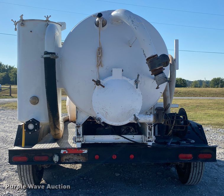 image for item JW9391 2000 Vacmasters SPV800GT3W  vacuum excavator