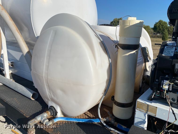 image for item JW9391 2000 Vacmasters SPV800GT3W  vacuum excavator