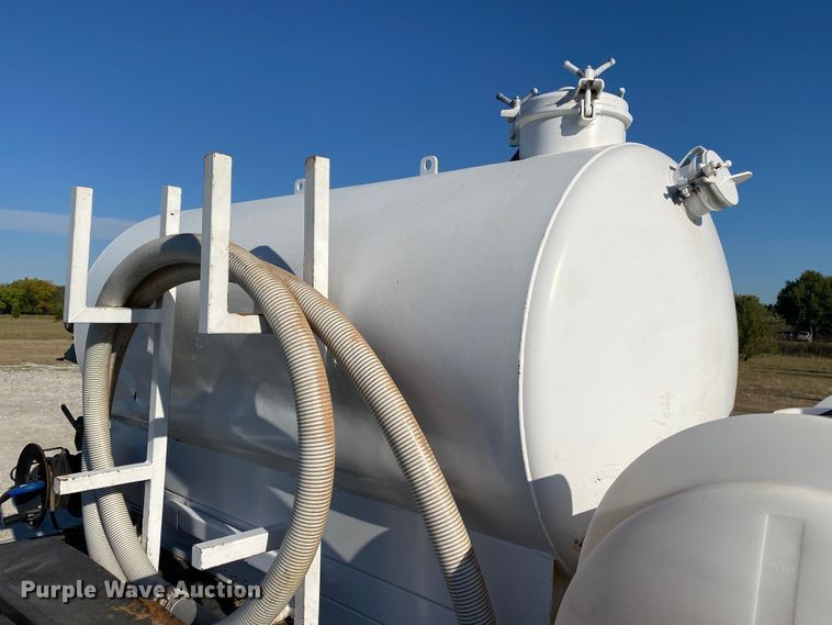 image for item JW9391 2000 Vacmasters SPV800GT3W  vacuum excavator