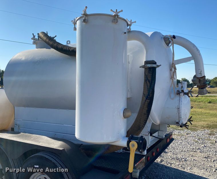 image for item JW9391 2000 Vacmasters SPV800GT3W  vacuum excavator