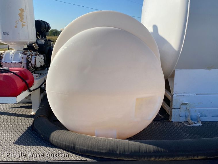 image for item JW9391 2000 Vacmasters SPV800GT3W  vacuum excavator