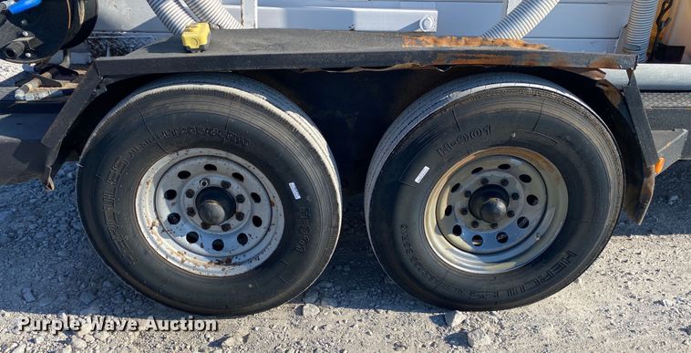 image for item JW9391 2000 Vacmasters SPV800GT3W  vacuum excavator